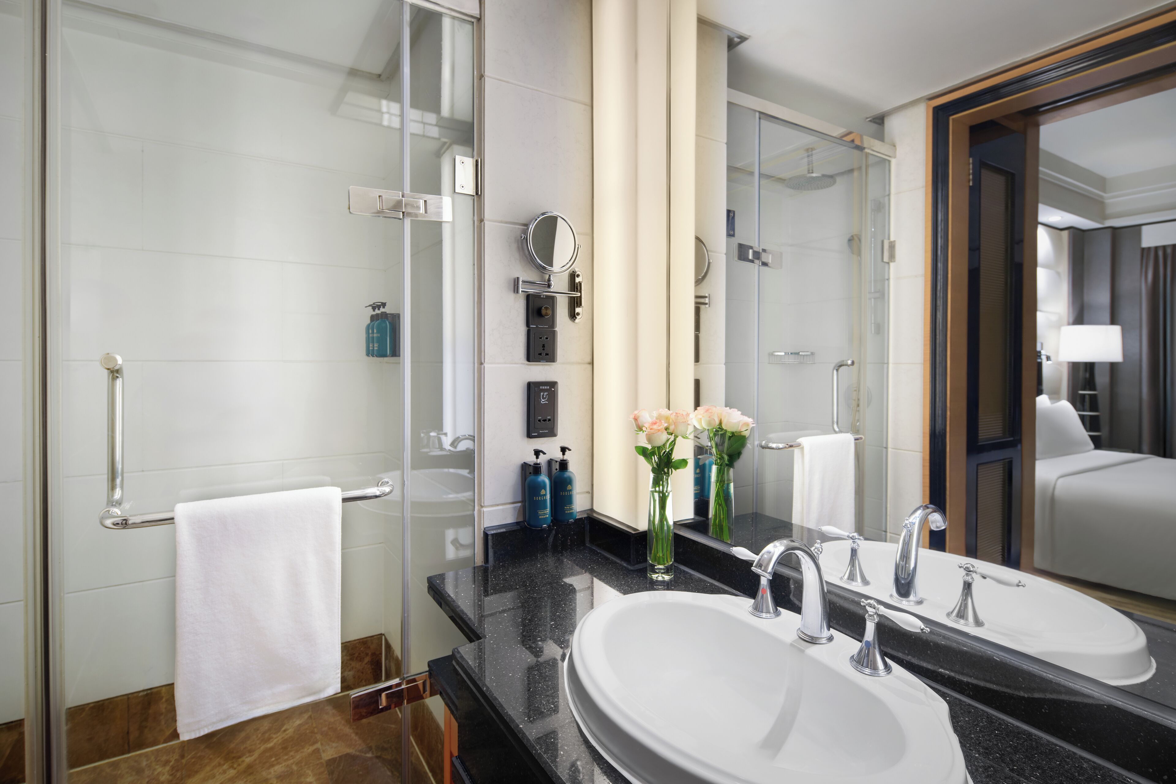 Photo - Crowne Plaza Chengdu City Center by IHG