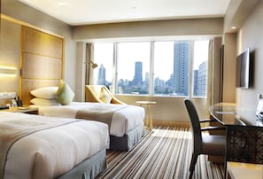 Deluxe City-view Twin Room | Premium bedding, down comforters, minibar, in-room safe