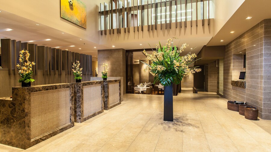 Hotel Rosales Plaza