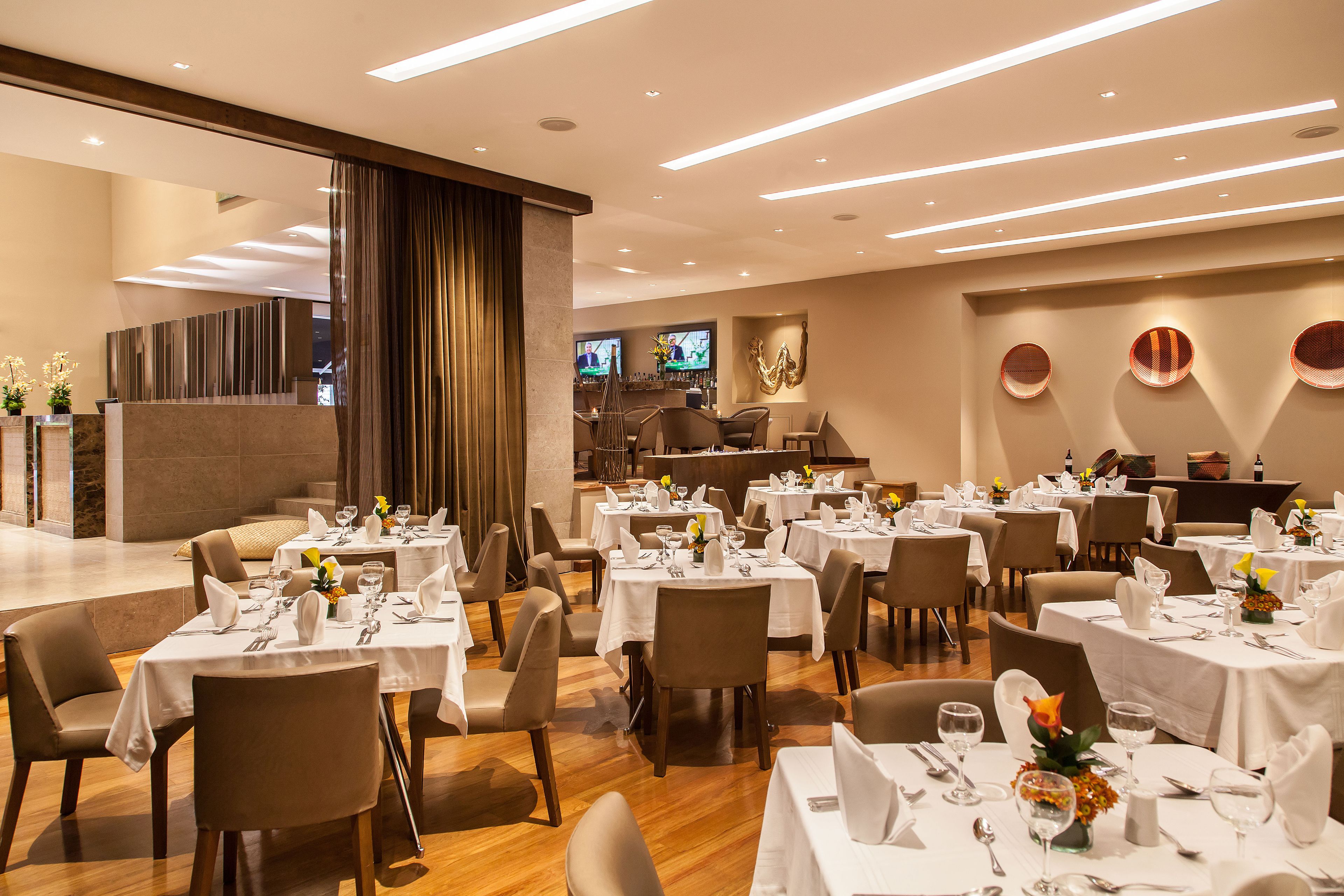 breakfast, lunch, dinner served; international cuisine