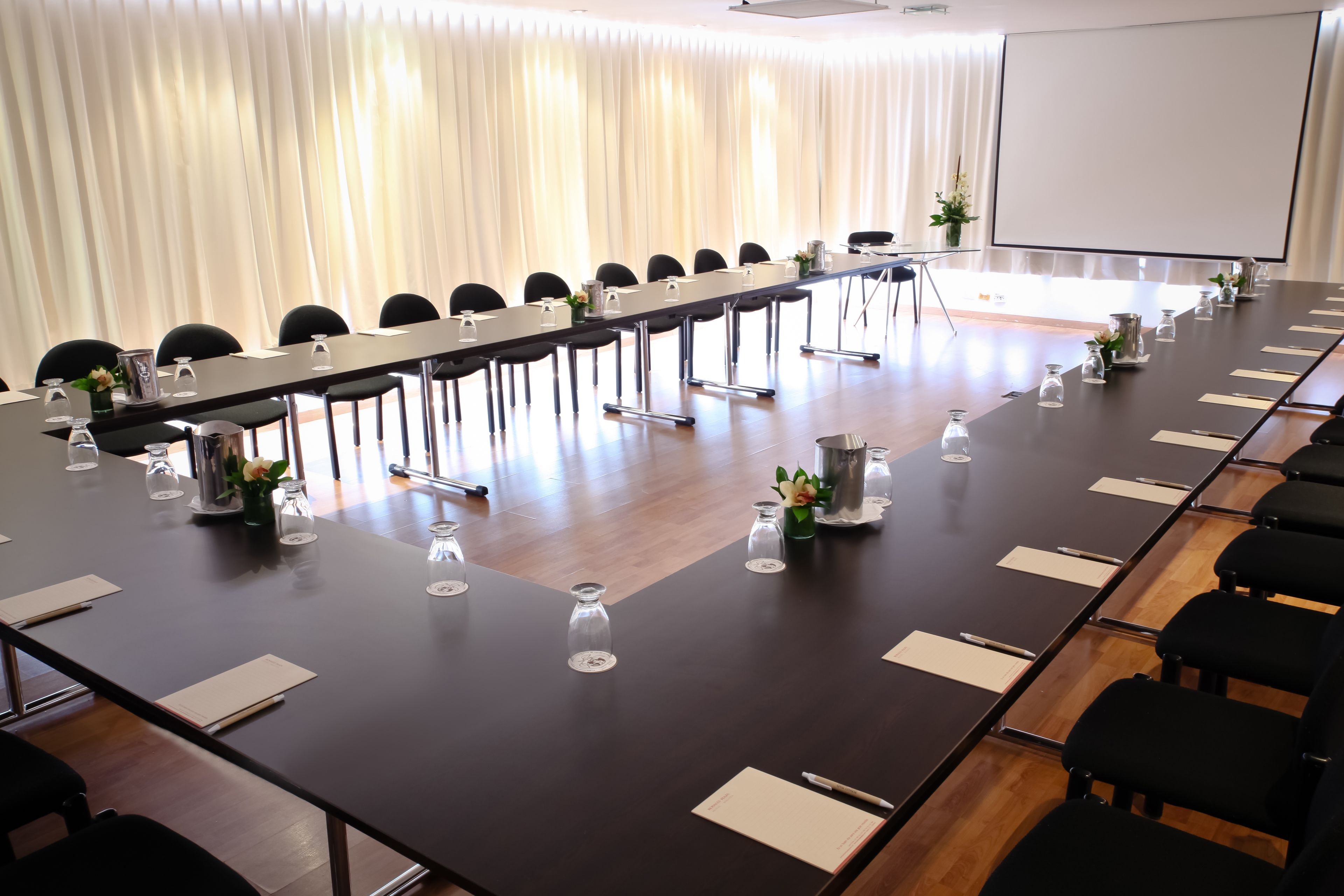 Foto - Hotel Rosales Plaza