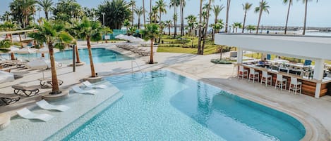 Indoor pool, 3 outdoor pools, pool umbrellas, sun loungers
