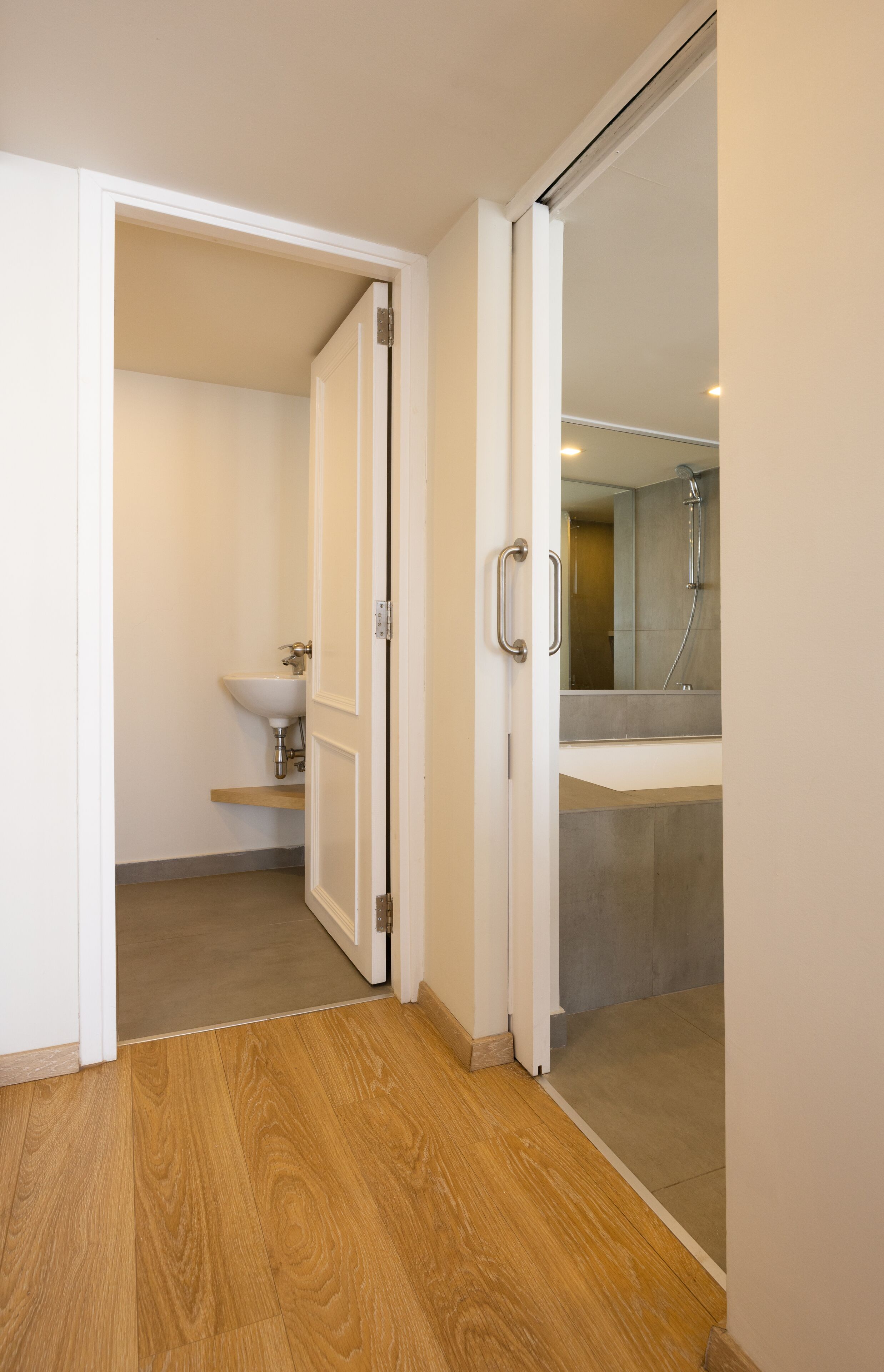 1 bedroom, hypo-allergenic bedding, minibar, in-room safe