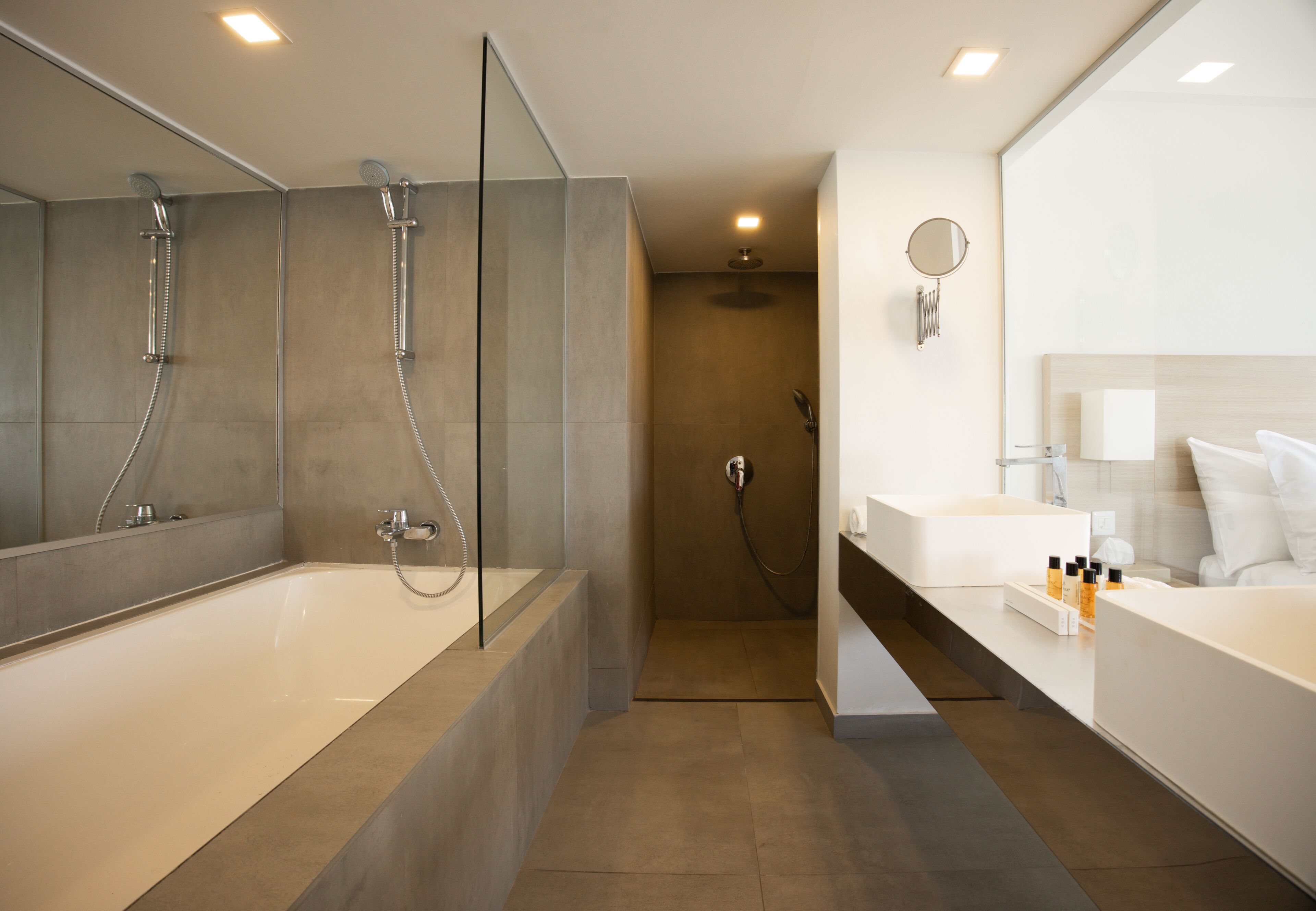 executive suite, sea view | bathroom | free toiletries, hair dryer, towels, soap