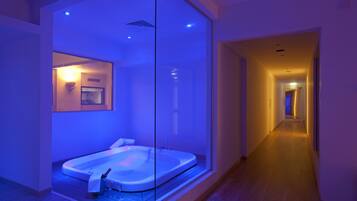 Un sauna, baño turco, tratamientos corporales