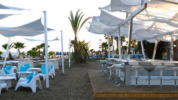 Beach bar