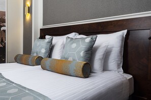 Ropa de cama hipoalergénica y minibar 