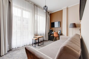 Deluxe Suite, Terrace | 2 bedrooms, minibar, iron/ironing board, free WiFi