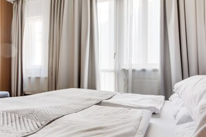 Minibar, fer et planche à repasser, Wi-Fi gratuit, draps fournis