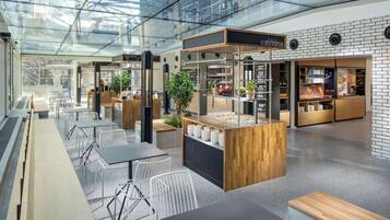 Tägliches inbegriffenes Frühstücksbuffet