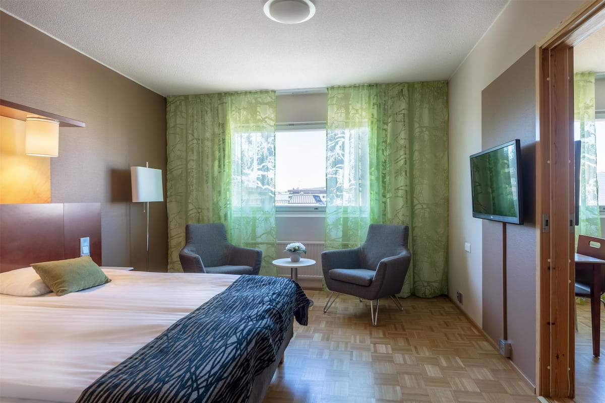 Superior Room, Sauna