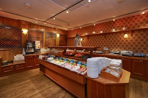 Free buffet breakfast