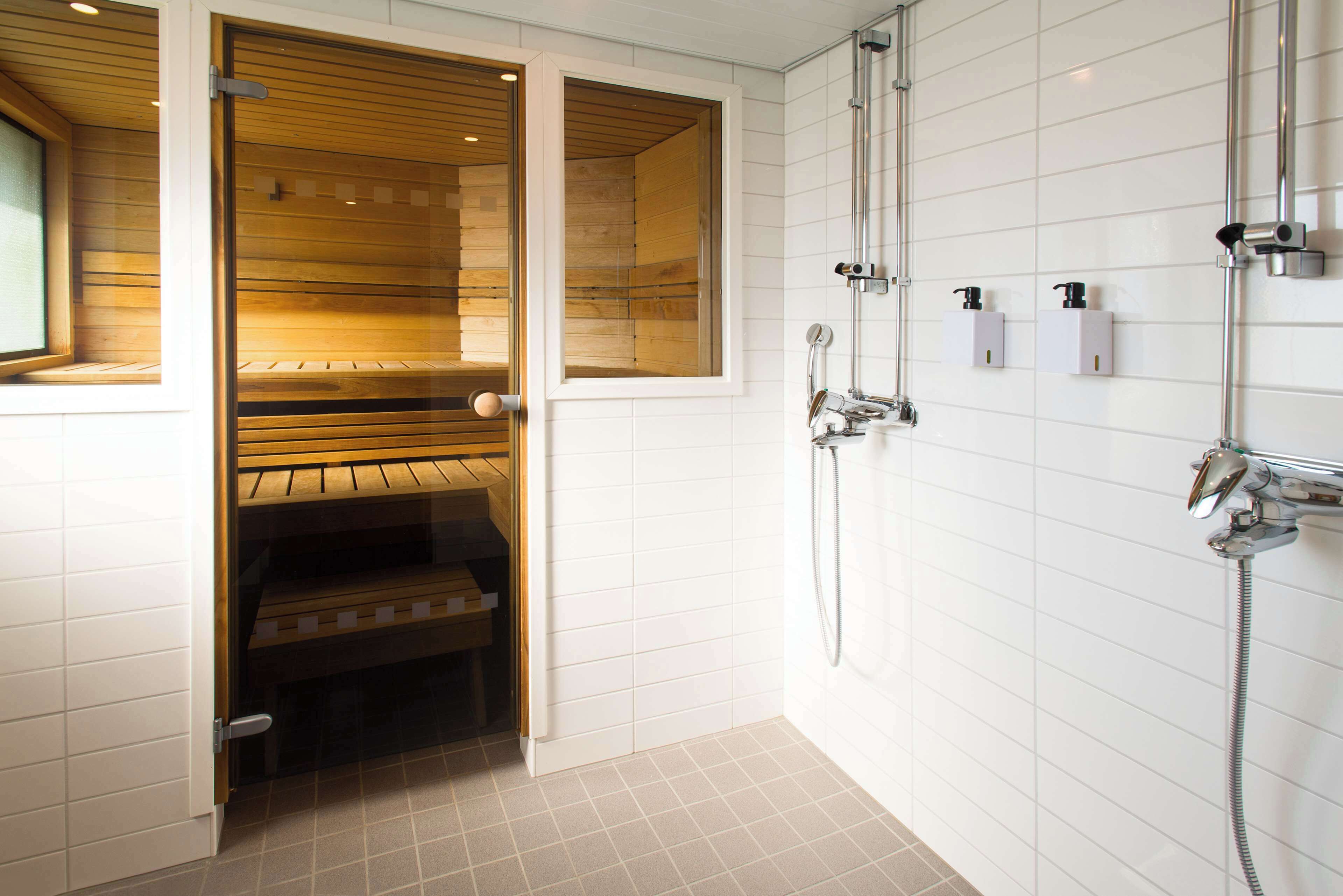 Superior Room, 1 Queen Bed, Sauna | Spa