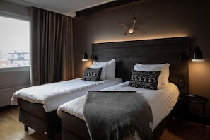 Desk, blackout drapes, cribs (free), WiFi (free) - Cumulus Kuopio (Kuopio)