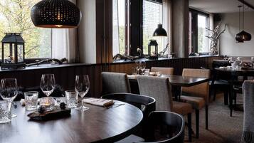 Se sirven desayunos, almuerzos y cenas