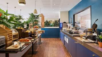 Colazione a buffet a pagamento, servita tutte le mattine