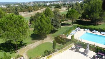 Habitación estándar doble, vistas al campo de golf | Vistas desde la habitación