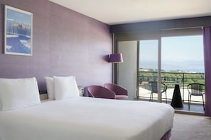 Chambre Double Exclusive, vue mer | Minibar, coffres-forts dans les chambres, décoration personnalisée