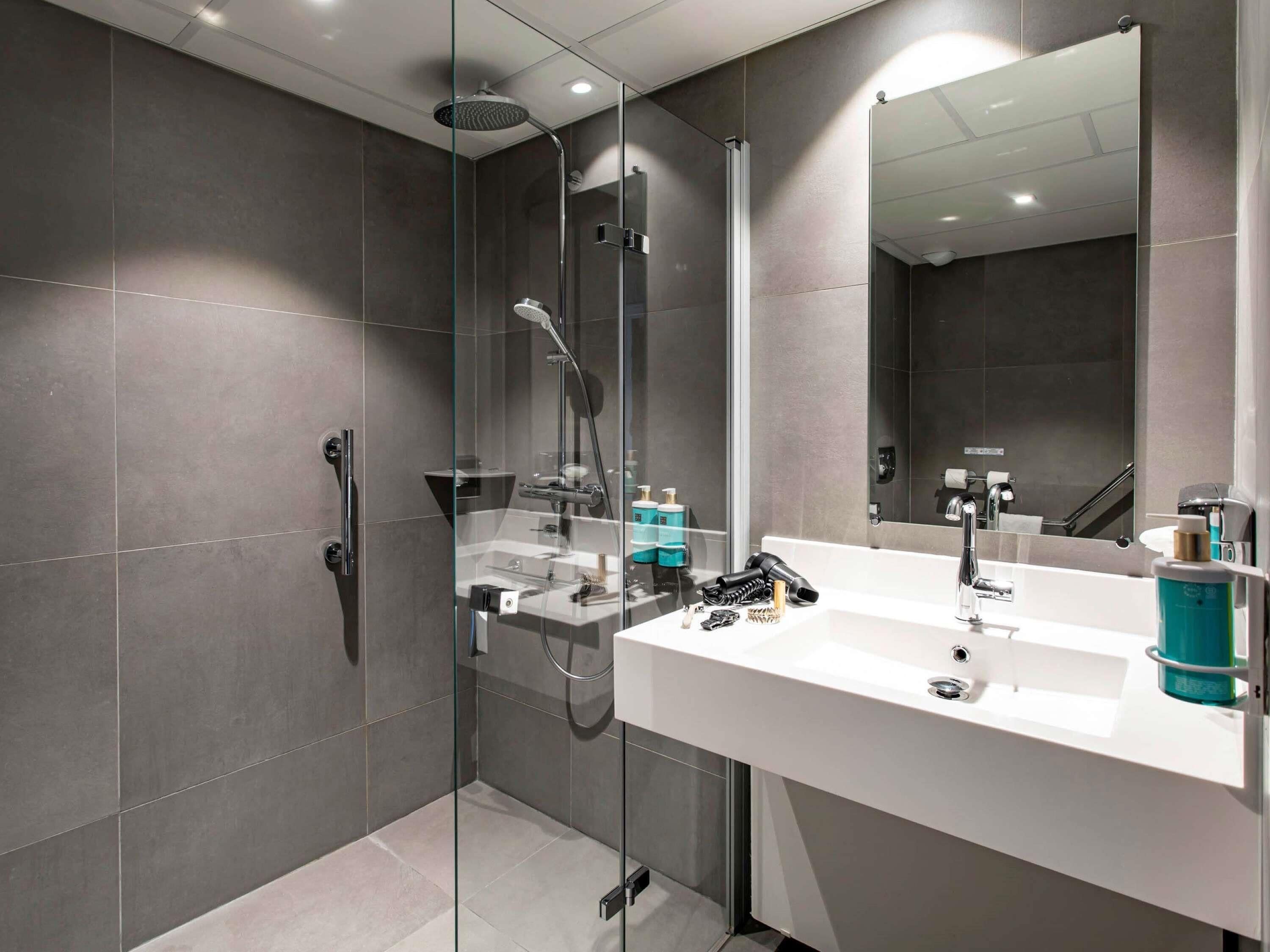 memory-foam beds, in-room safe, desk, blackout curtains