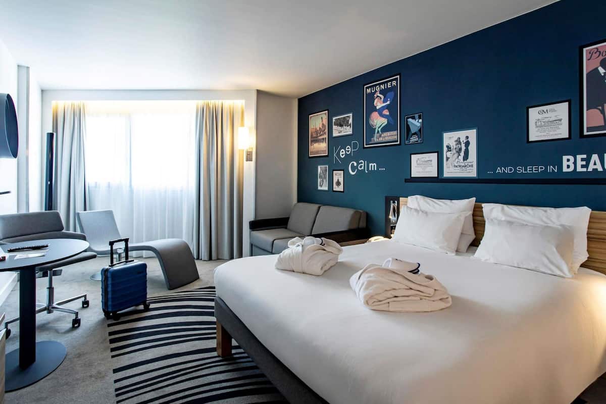 Executive Room, 1 Double Bed with Sofa bed