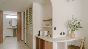 Executive Double or Twin Room | Living area | Flat-screen TV