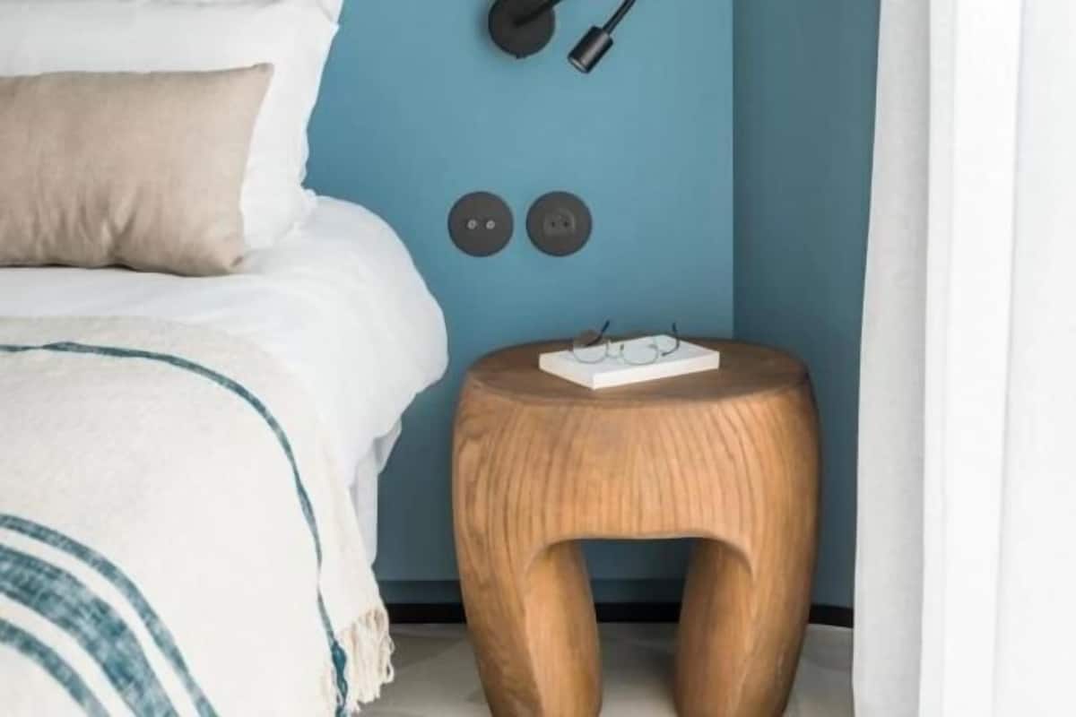 Bar mini, peti besi dalam bilik, kalis bunyi, Wi-fi percuma