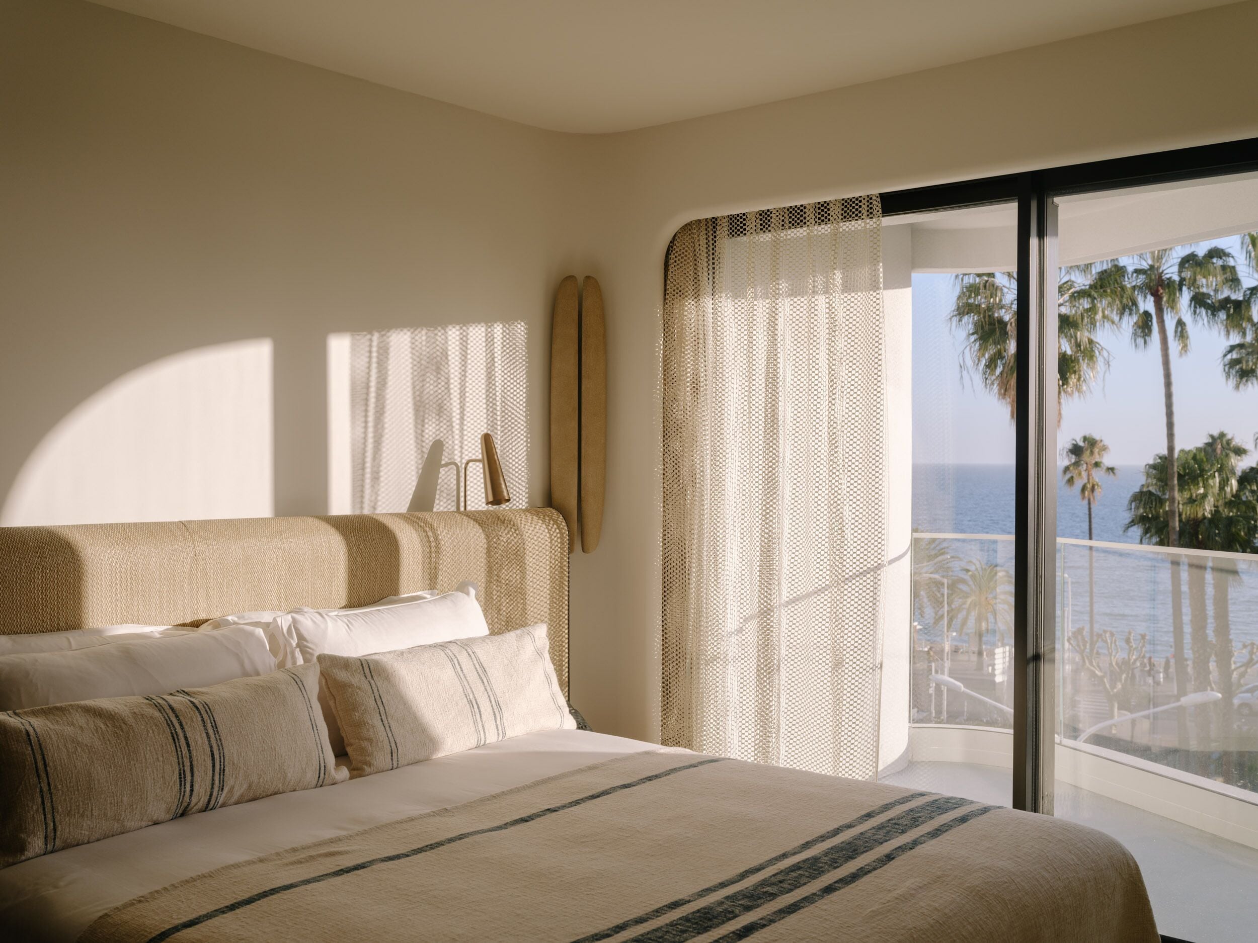 Superior tweepersoonskamer | Een minibar, een kluis op de kamer, geluiddichte muren, gratis wifi