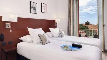 Coffres-forts dans les chambres, chambres insonorisées, Wi-Fi gratuit