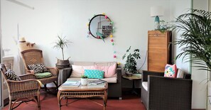 Lobby sitting area - Hôtel Victoria (Draguignan)