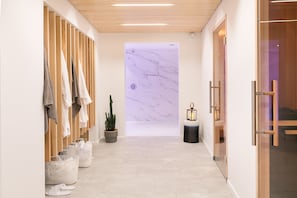 Parihoitohuone(ita), sauna, poreallas, höyrysauna, turkkilainen sauna