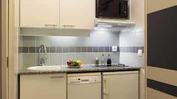 Departamento, 1 habitación | Cocineta privada | Refrigerador, microondas, parrilla de estufa y lavavajillas