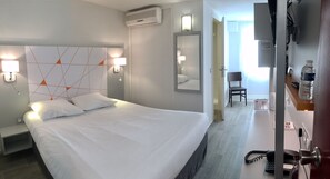 Comfort Room (Double or Twin) | In-room safe, desk, soundproofing, iron/ironing board - Hôtel du Parc Euromédecine (Grabels)