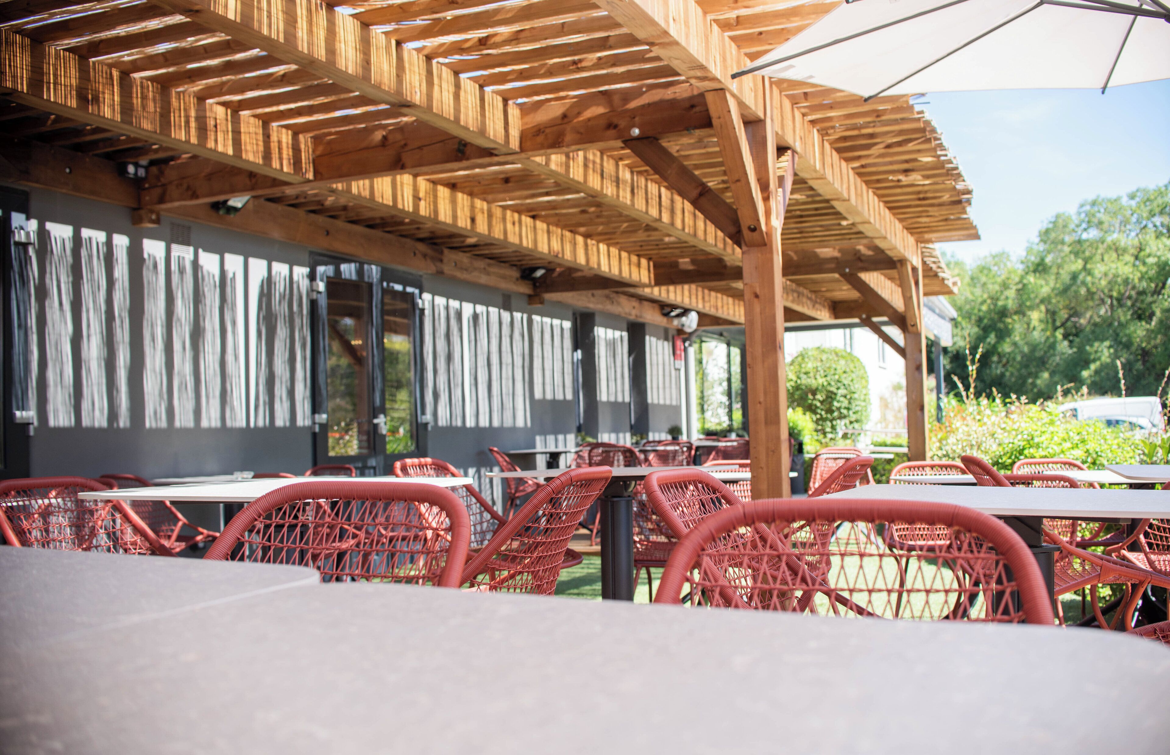 Tempat makan outdoor