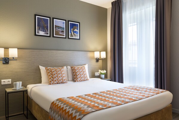 In-room safe, desk, soundproofing, iron/ironing board - Citadines Antigone Montpellier (Montpellier)