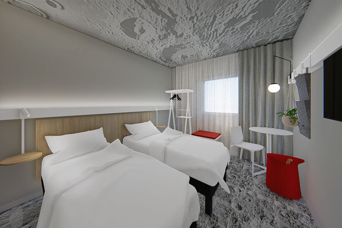 Desk, free cribs/infant beds, free WiFi, bed sheets