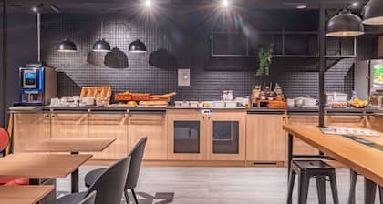 Ibis Nantes Nord TreilliĂšres