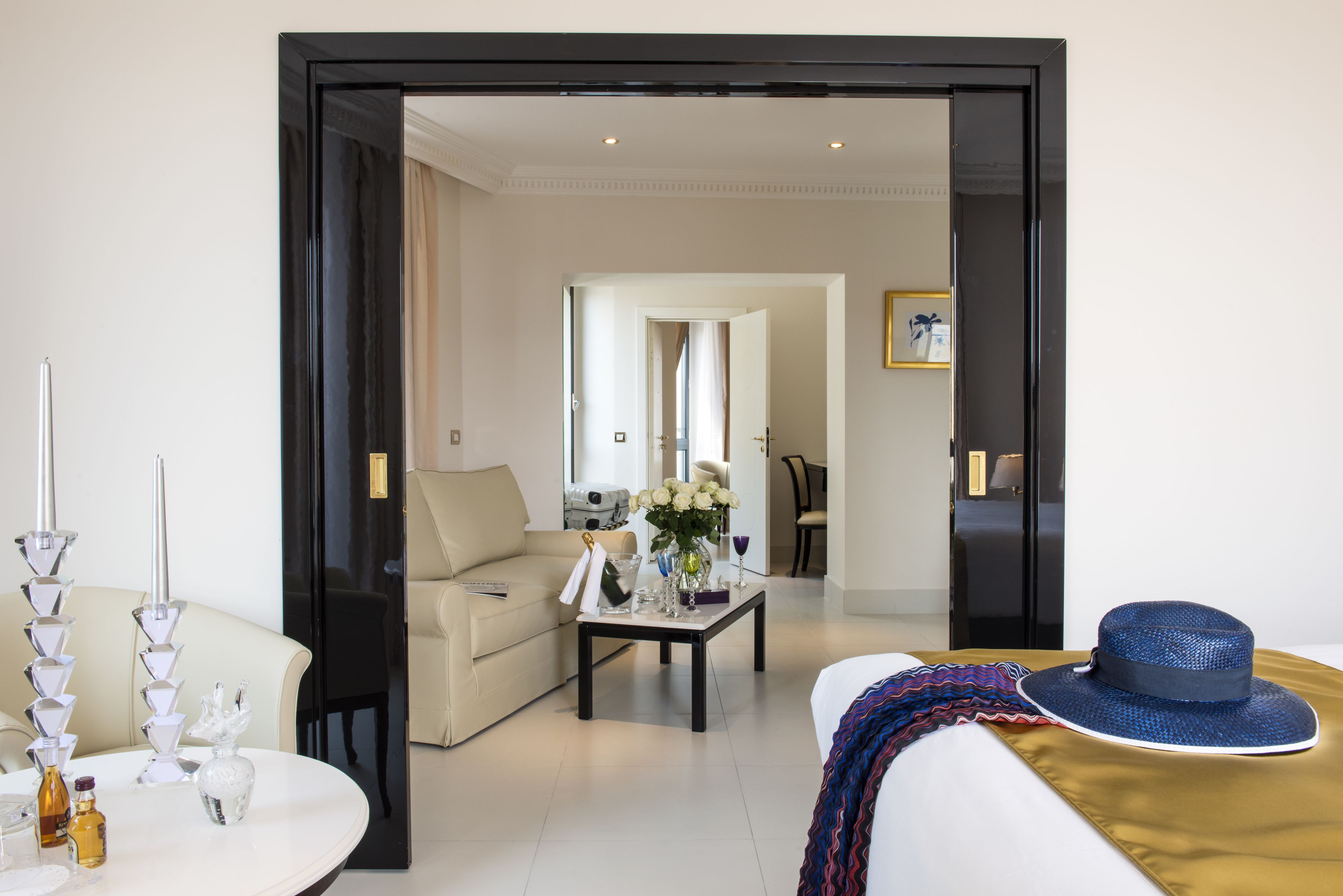 junior suite, garden view | premium bedding, minibar, in-room safe, desk