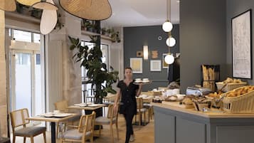 Daily buffet breakfast (EUR 16 per person)