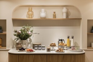 Daily buffet breakfast (EUR 16 per person)