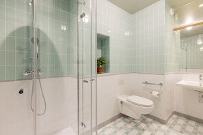 Comfort Room | Accessible bathroom - Hôtel Oratio (Paris)