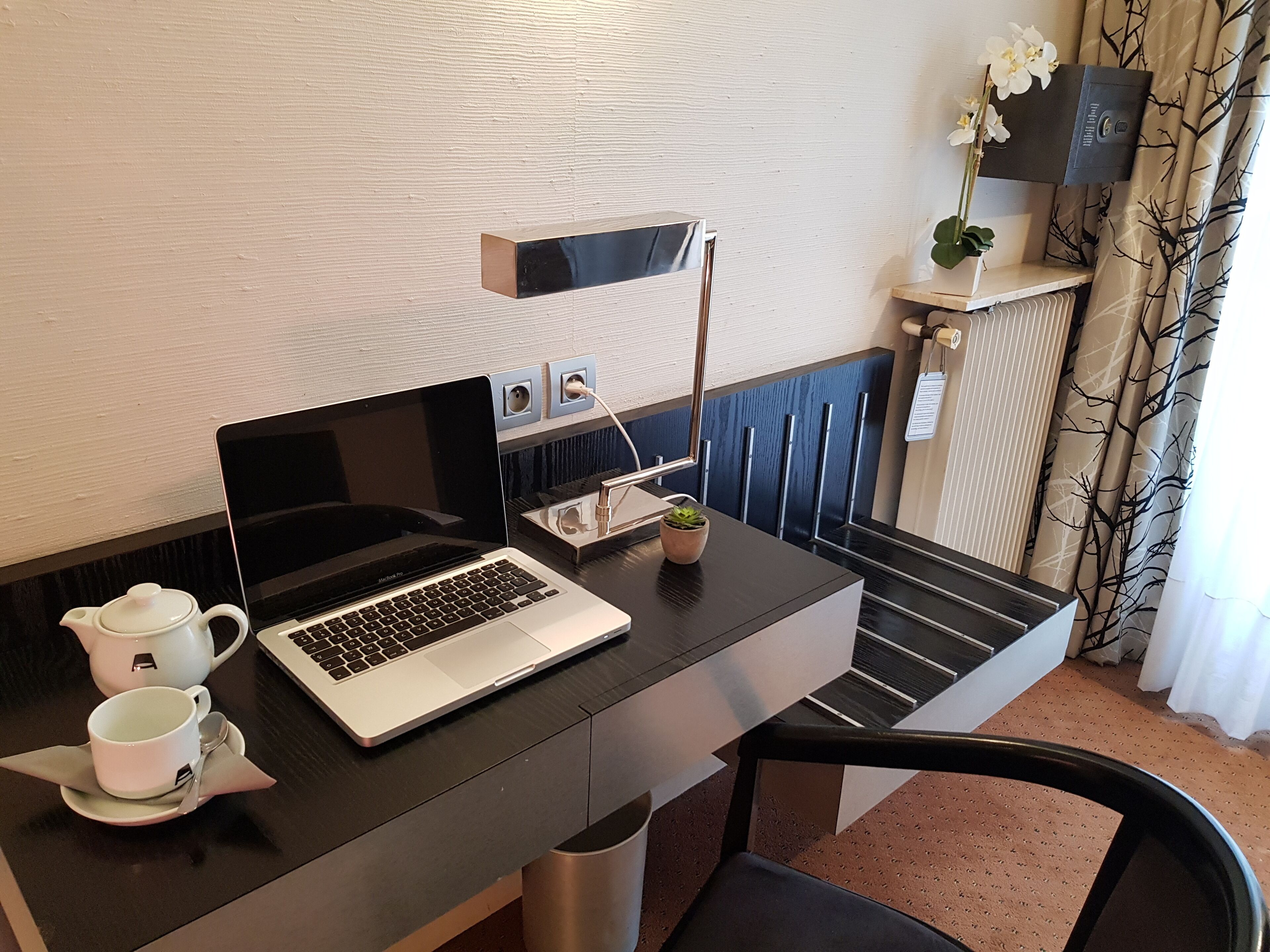 1-economy | 1 bedroom, premium bedding, in-room safe, desk