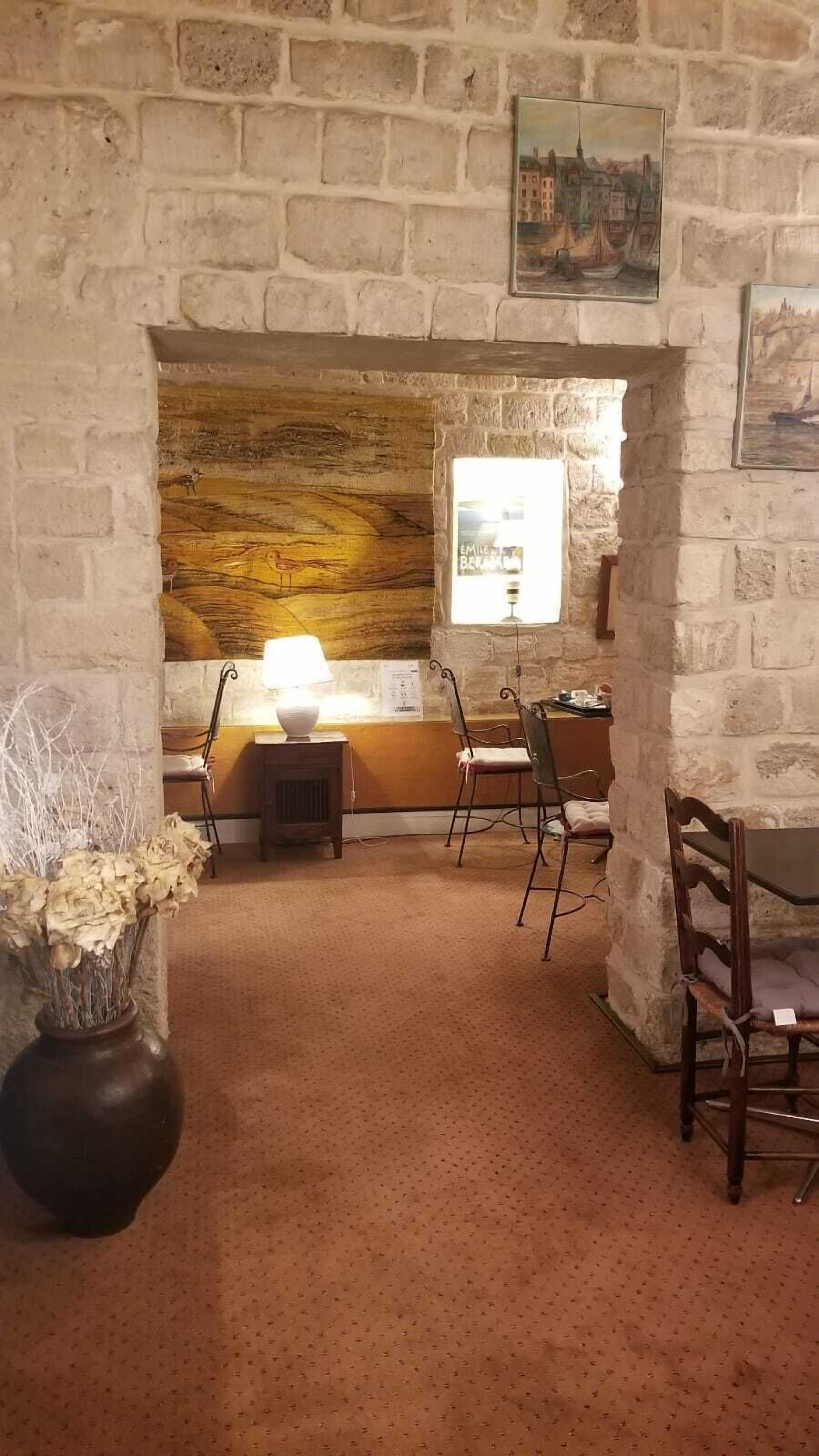 daily continental breakfast for a fee