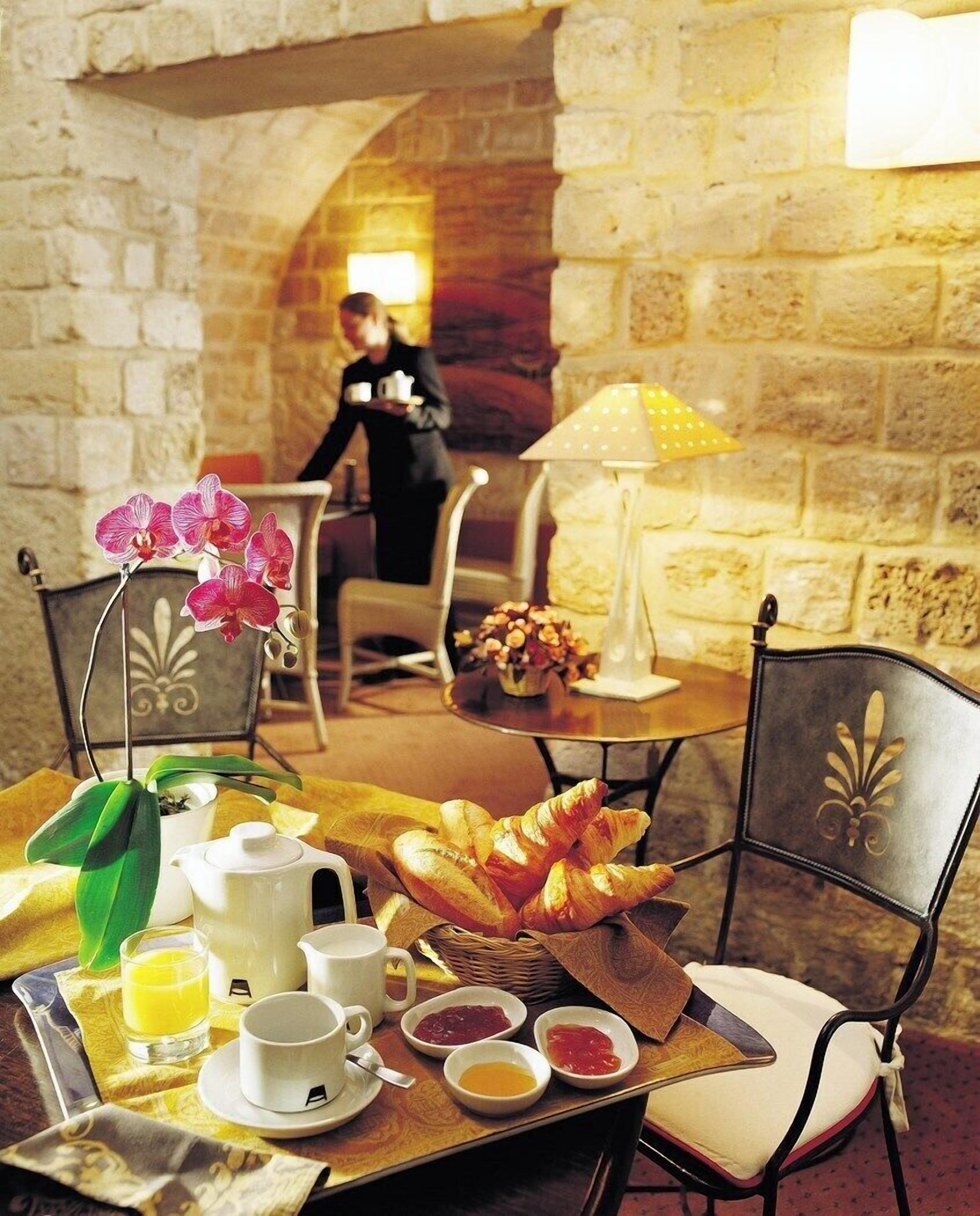 Daily continental breakfast for a fee