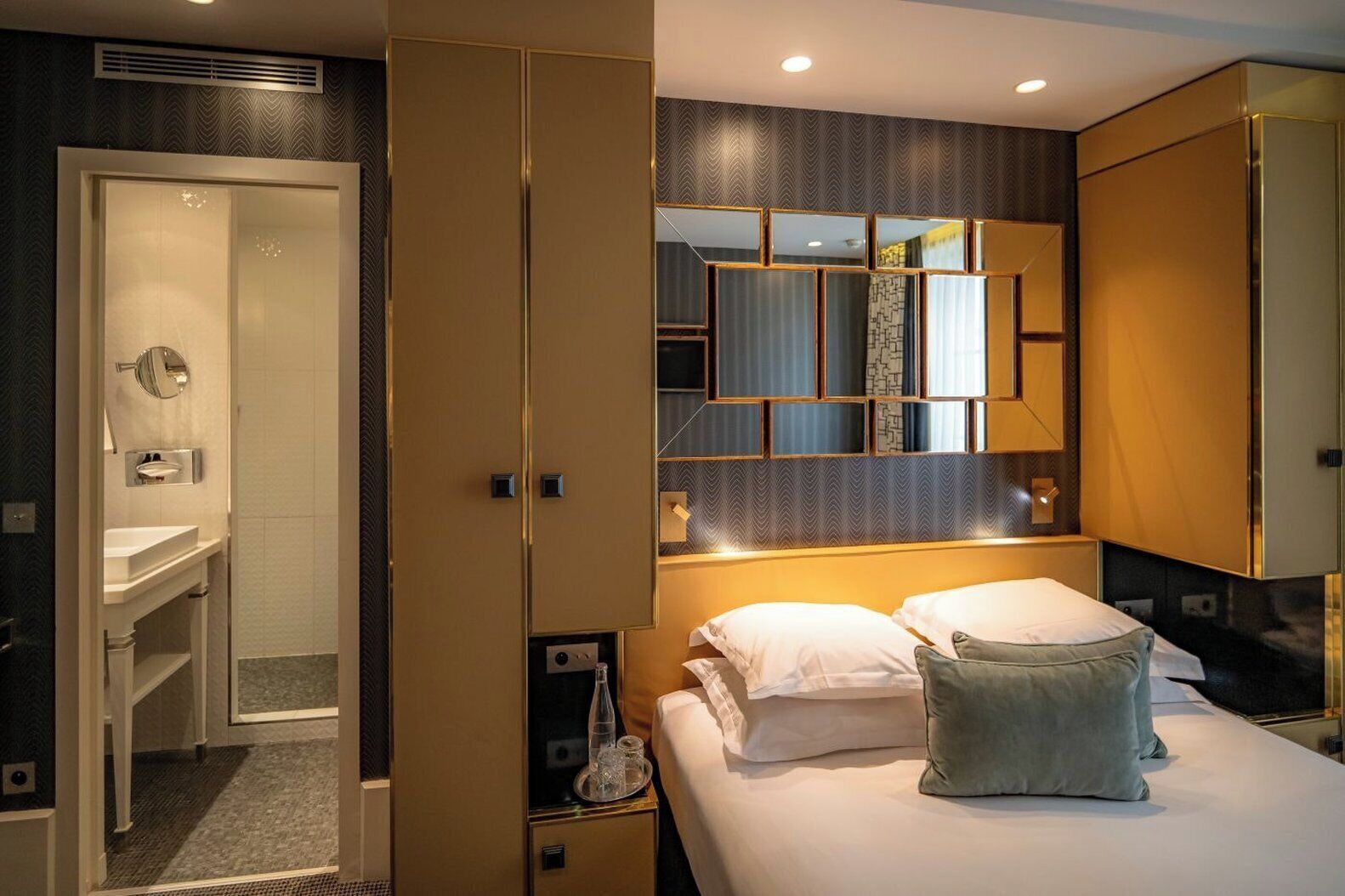 Kamar