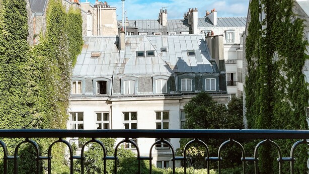 Comfort Double Room | View from room - Jardins du Luxembourg (Paris)