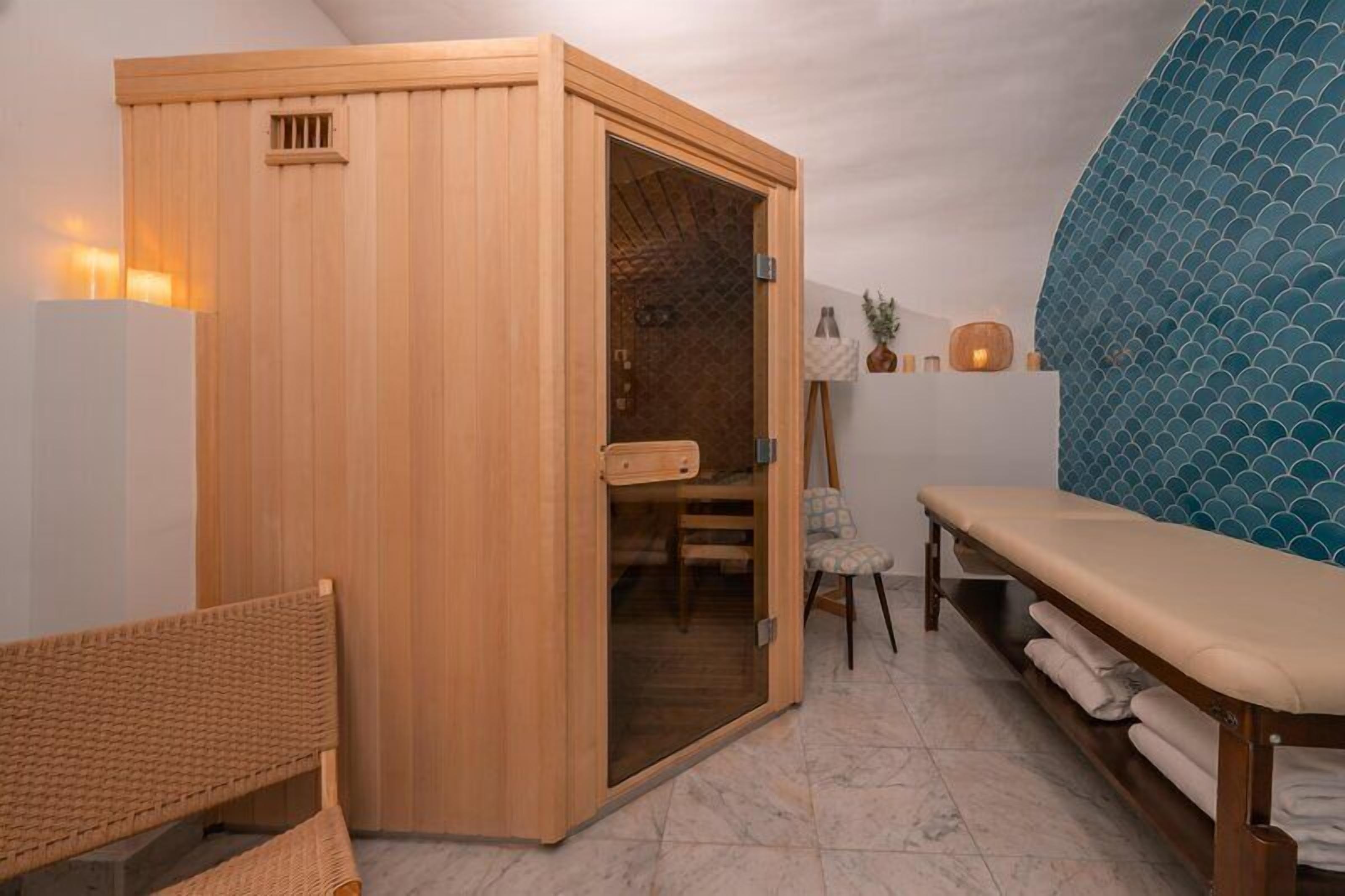 1 salle de soins, massages