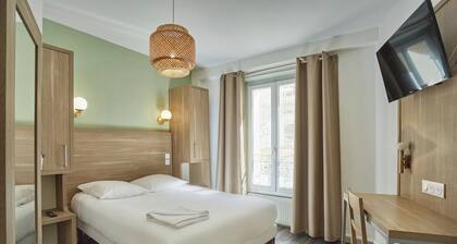 Merryl Hotel