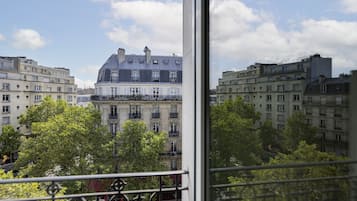 Vue sur la ville depuis l’hébergement