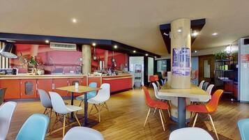 Daily buffet breakfast for a fee