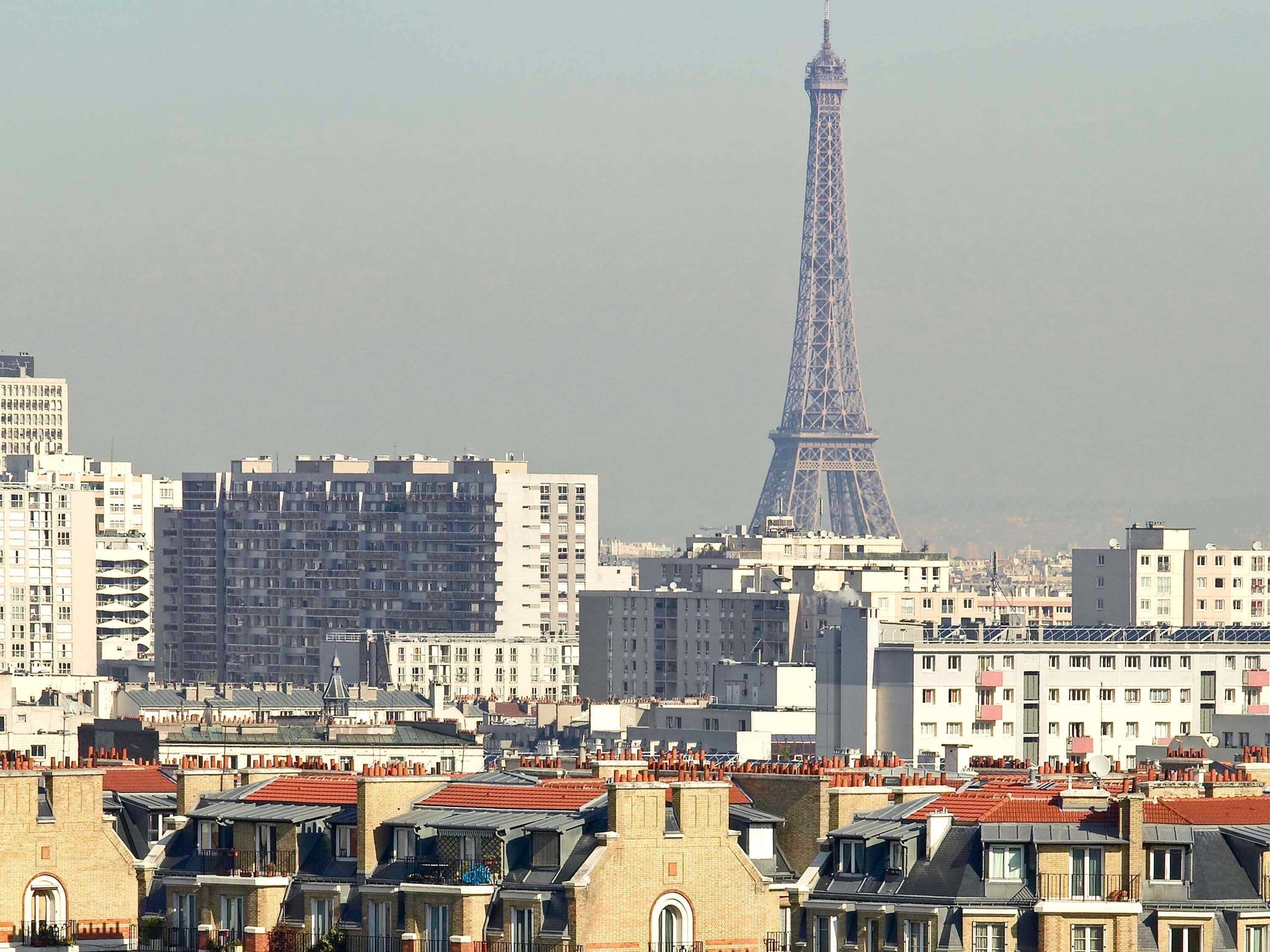 in-room safe, desk, soundproofing, iron/ironing board
